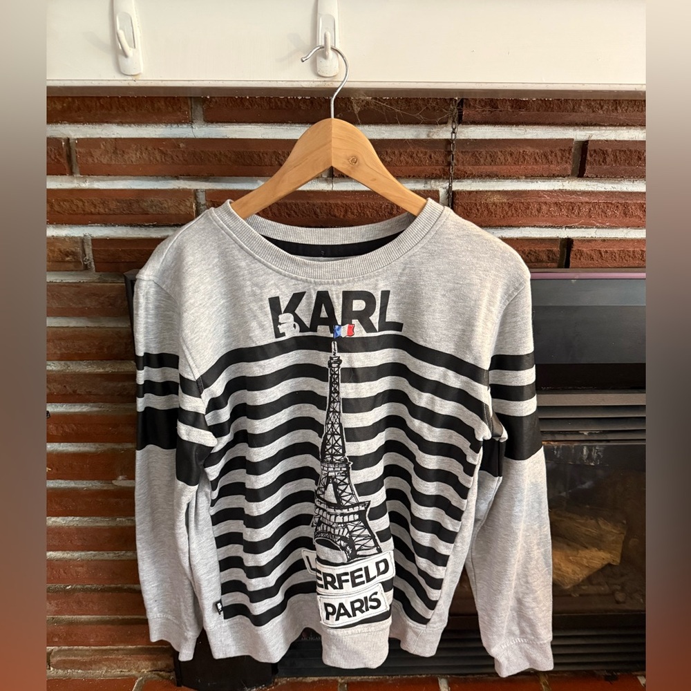 Karl Lagerfeld Black and Gray Striped Crewneck Sweater Size M